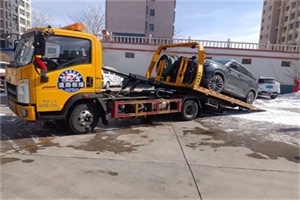 莒县救援拖车费用怎么算